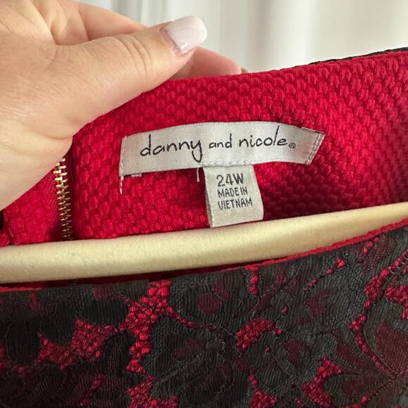 Danny and Nicole Women's Plus 24W Red Dress with Lace Overlay at Neck and Waist - Picture 5 of 8